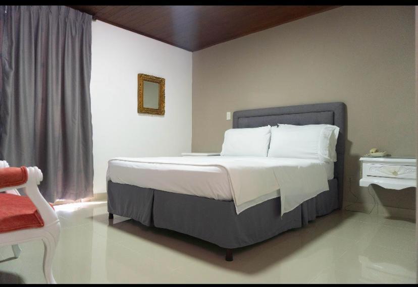 Hotel Suite Santa Rosa Santa Rosa de Cabal Eksteriør bilde